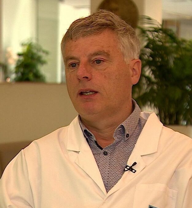 Dokter Orthopäde Jeff